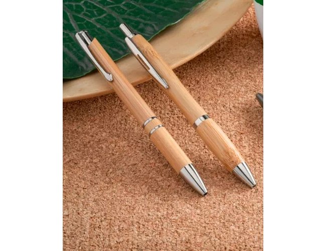 Caneta em bambu personalizada para brinde