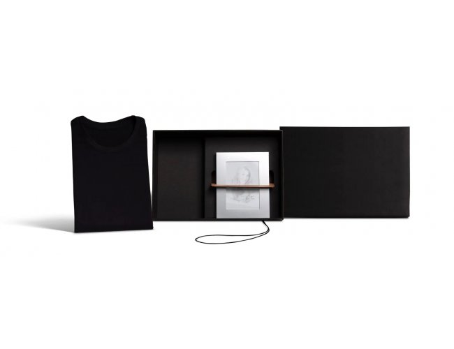 https://www.cdncloud.com.br/content/interfaces/cms/userfiles/pacotes_somarcas/pack_202407151653187600/fotos/kit-porta-retrato-e-camiseta-2-pcs-tam-gg-6238.jpg