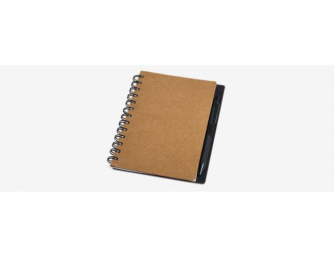 CADERNO ESPIRAL COM CAPA DURA E CANETA RECICLADOS